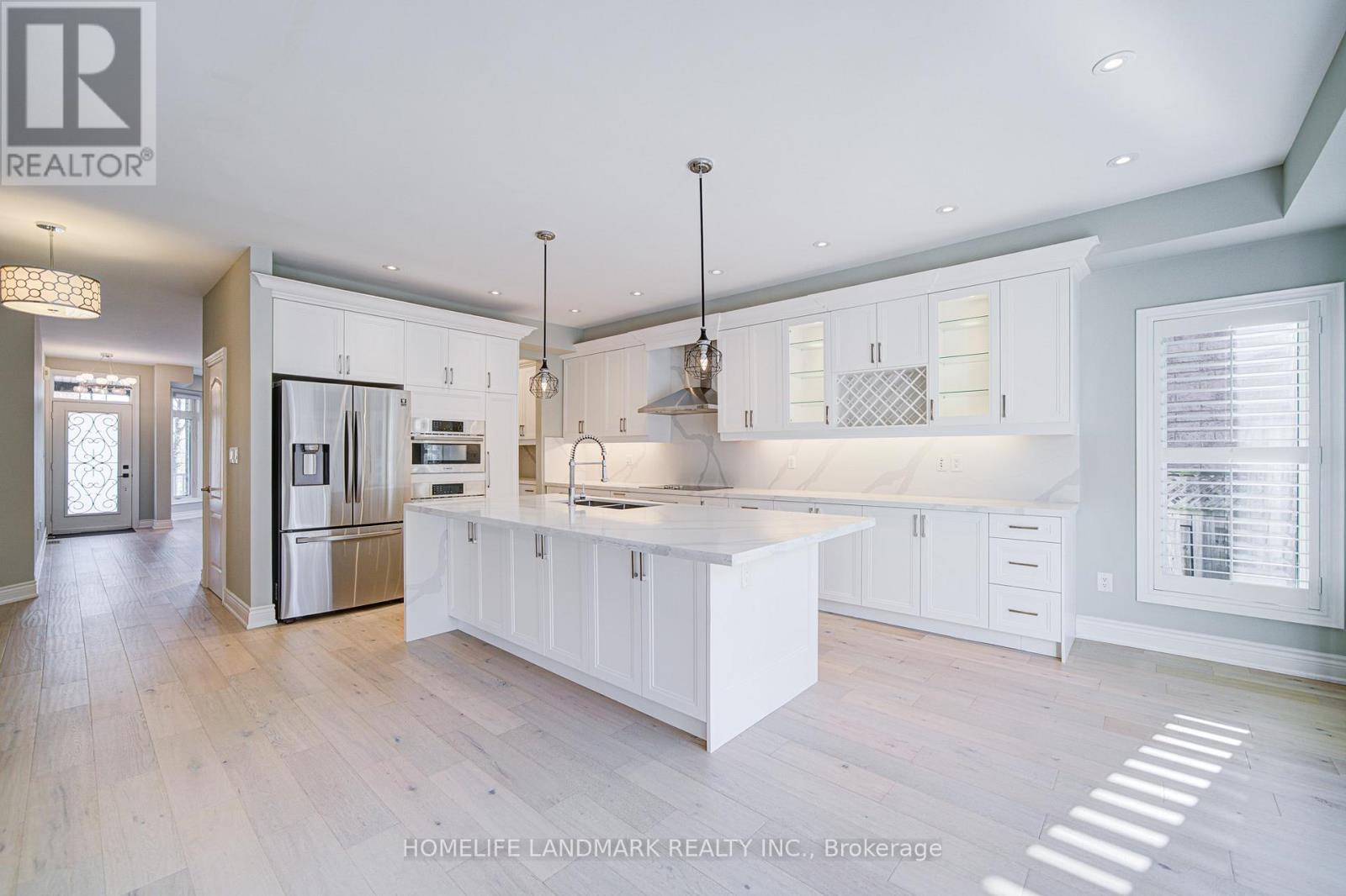 214 Alfred Paterson Drive, Markham, Ontario  L6E 2E7 - Photo 2 - N12656946