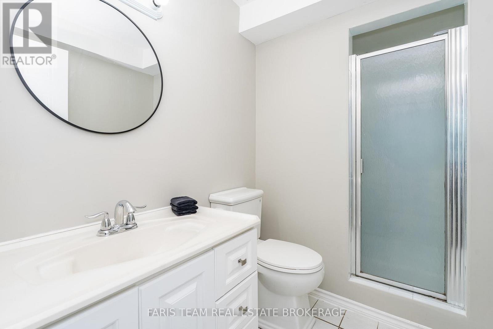 5 Harbour Crescent, Wasaga Beach, Ontario  L9Z 1G4 - Photo 21 - S12656958