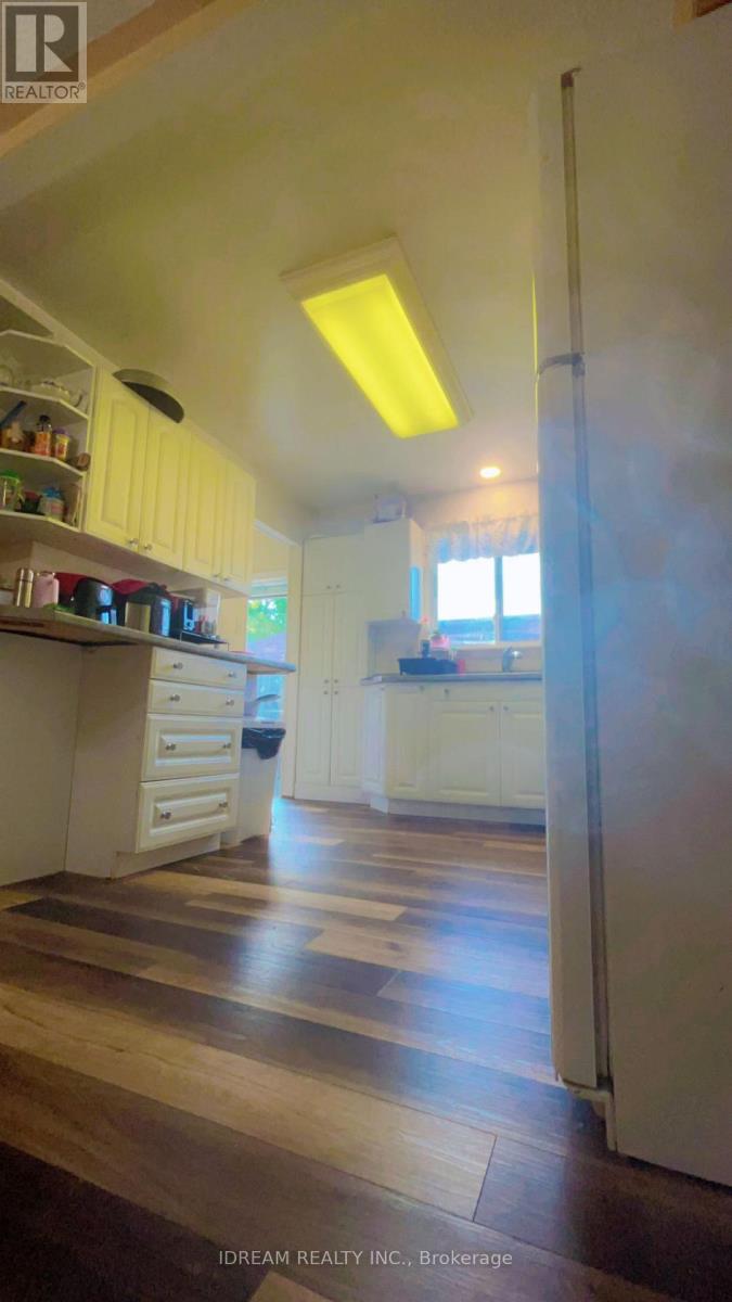 310 Brant Street, Haldimand, Ontario  N1A 2A8 - Photo 4 - X12235866