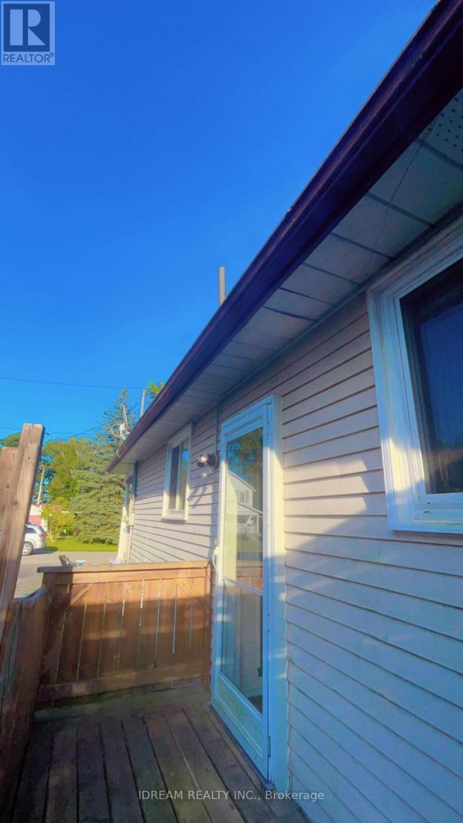 310 Brant Street, Haldimand, Ontario  N1A 2A8 - Photo 11 - X12235866