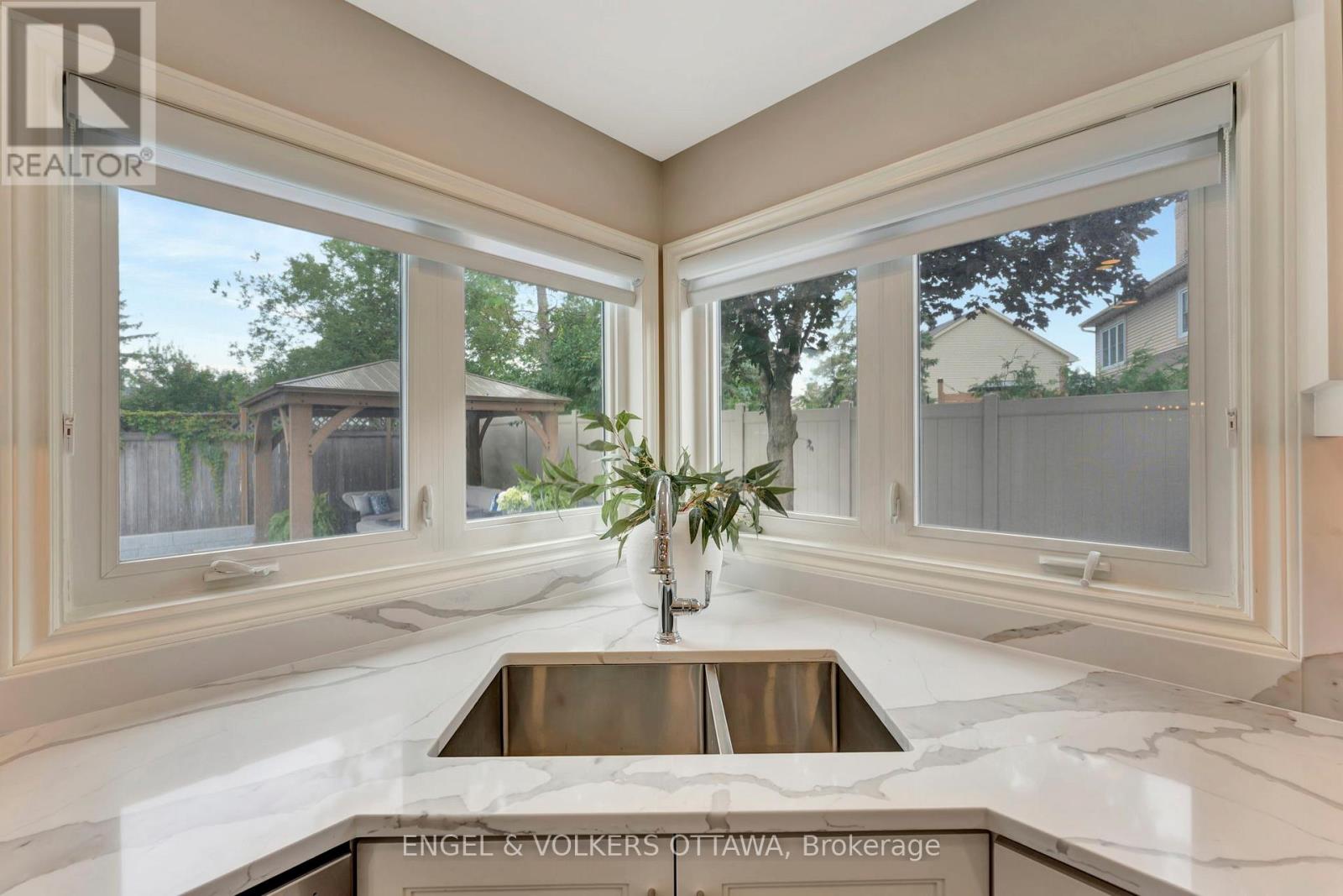 14 Belton Avenue, Ottawa, Ontario  K2S 1G7 - Photo 20 - X12392541