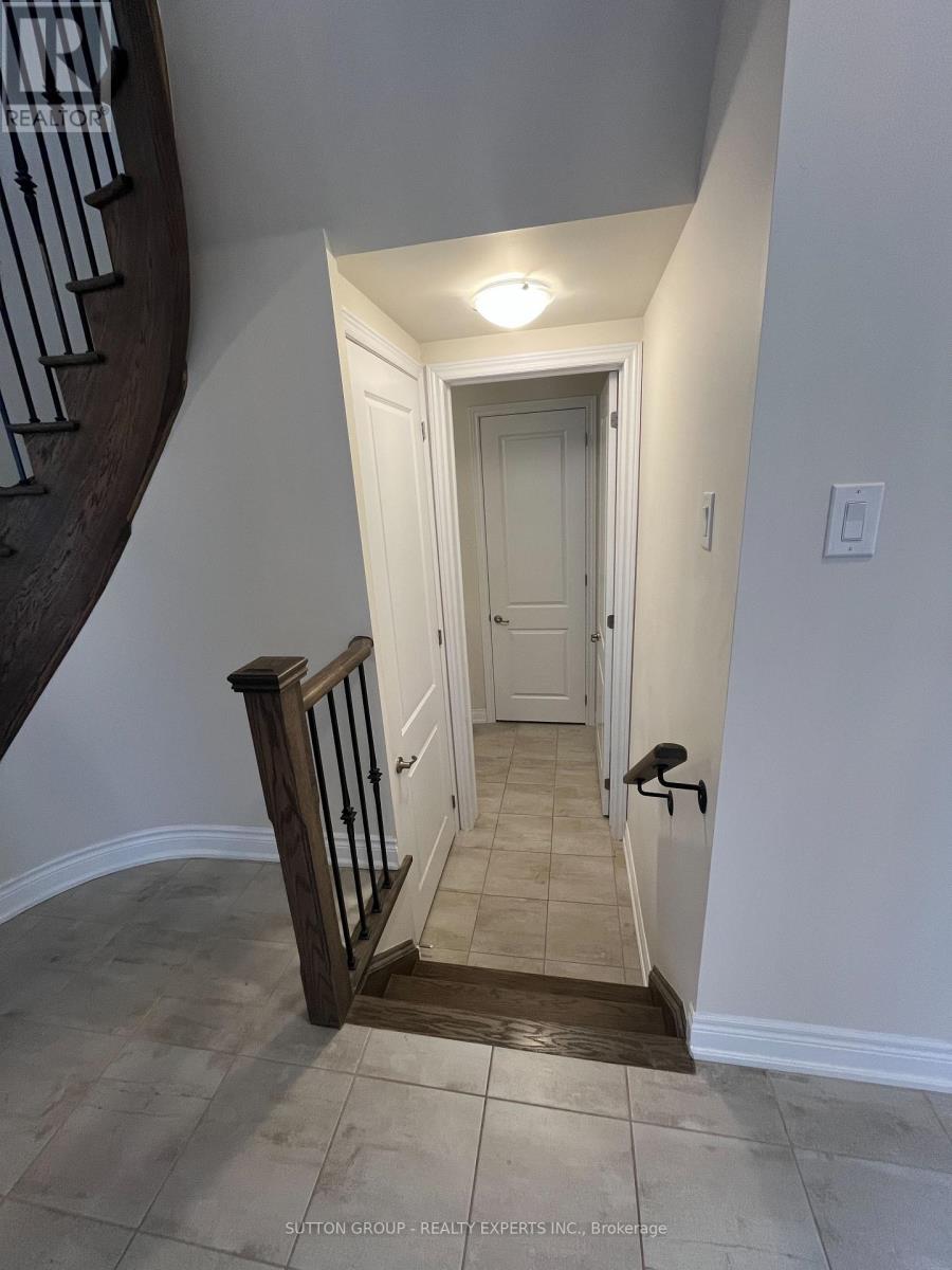 89 Morningside Drive, Halton Hills, Ontario  L7G 0H6 - Photo 11 - W12656824