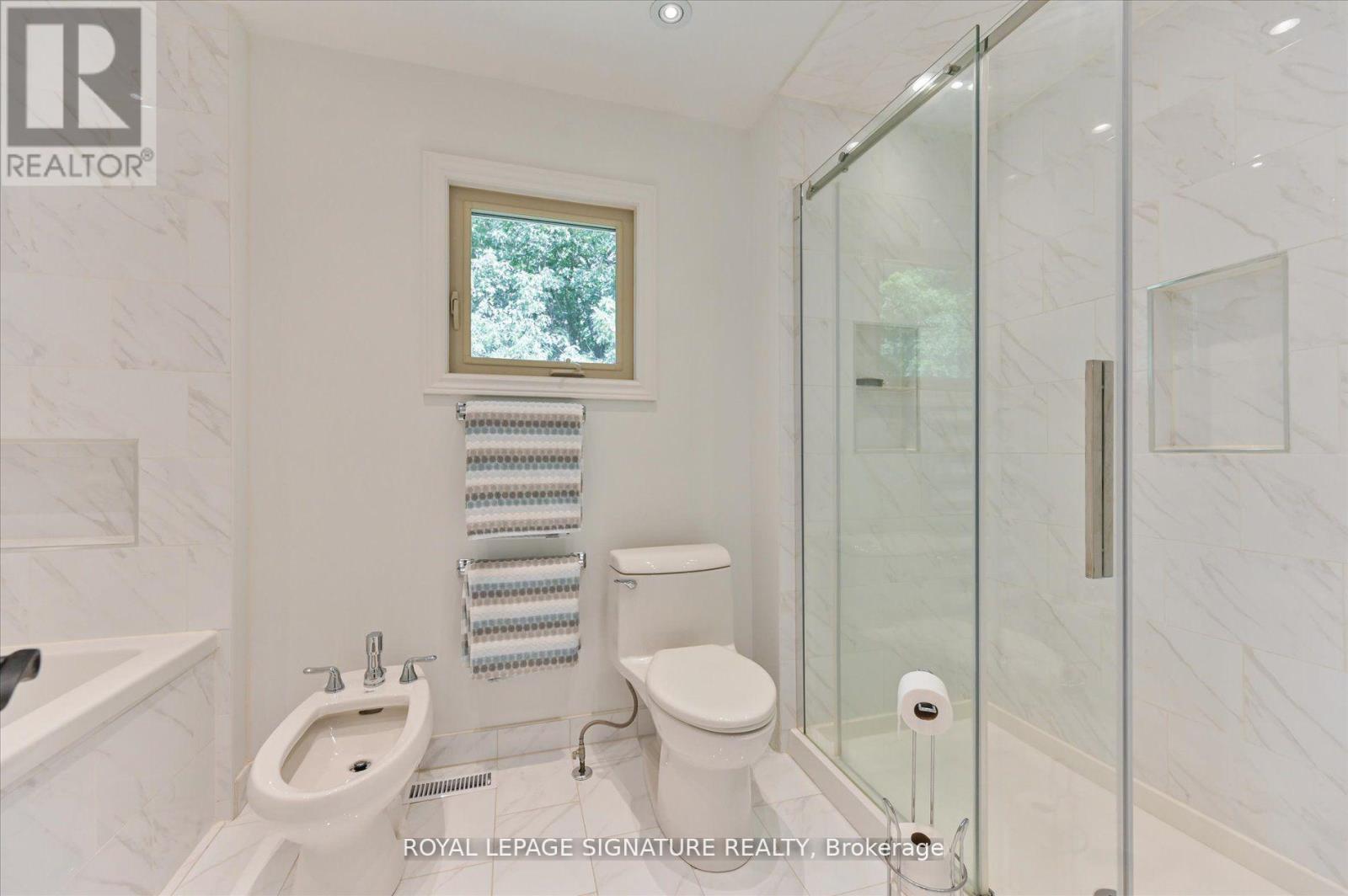 3417 Sanderling Crescent, Mississauga, Ontario  L5L 3P4 - Photo 24 - W12656834