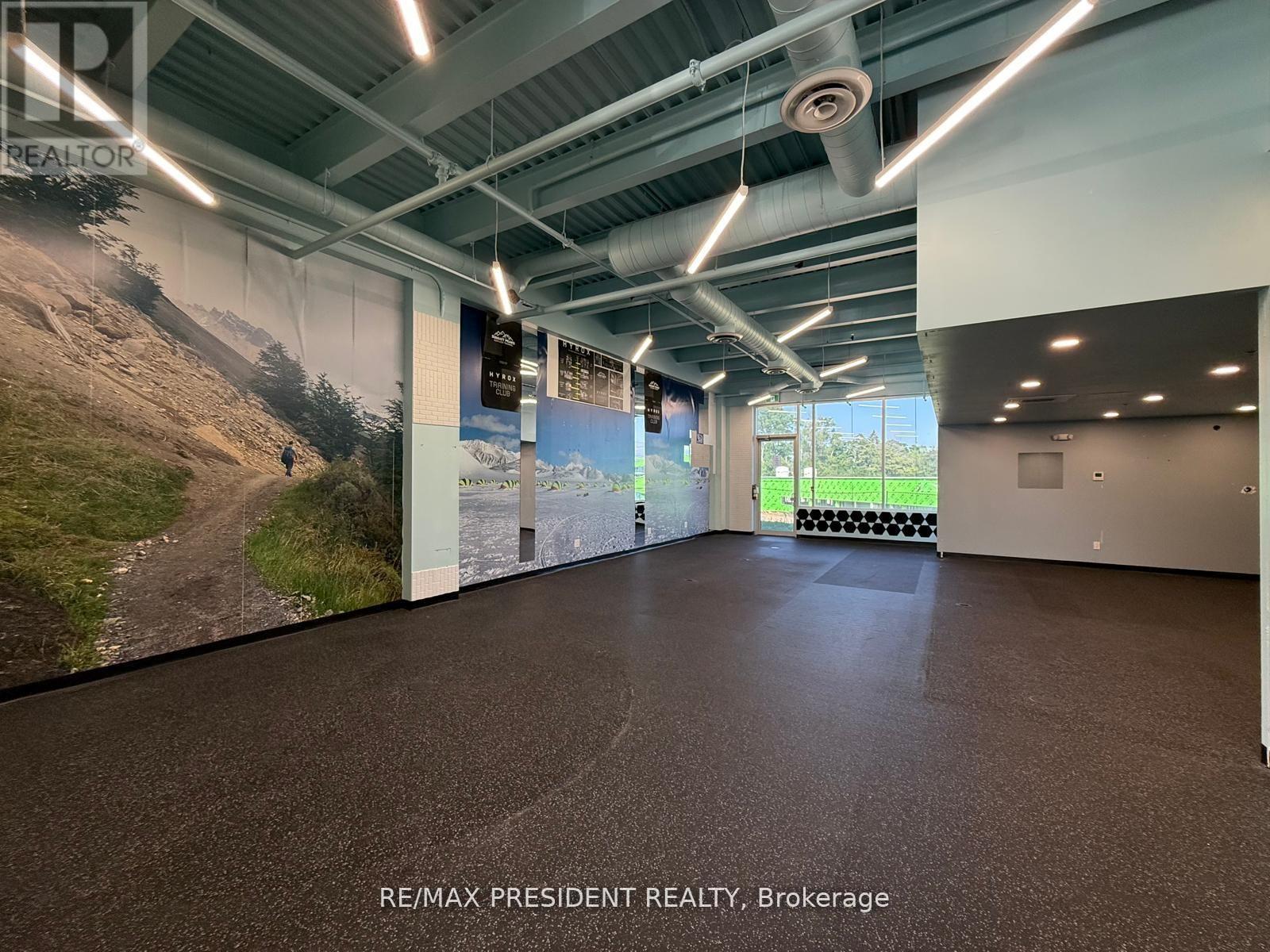 B103 - 1943 Ironoak Way, Oakville, Ontario  L6H 3V7 - Photo 3 - W12656836