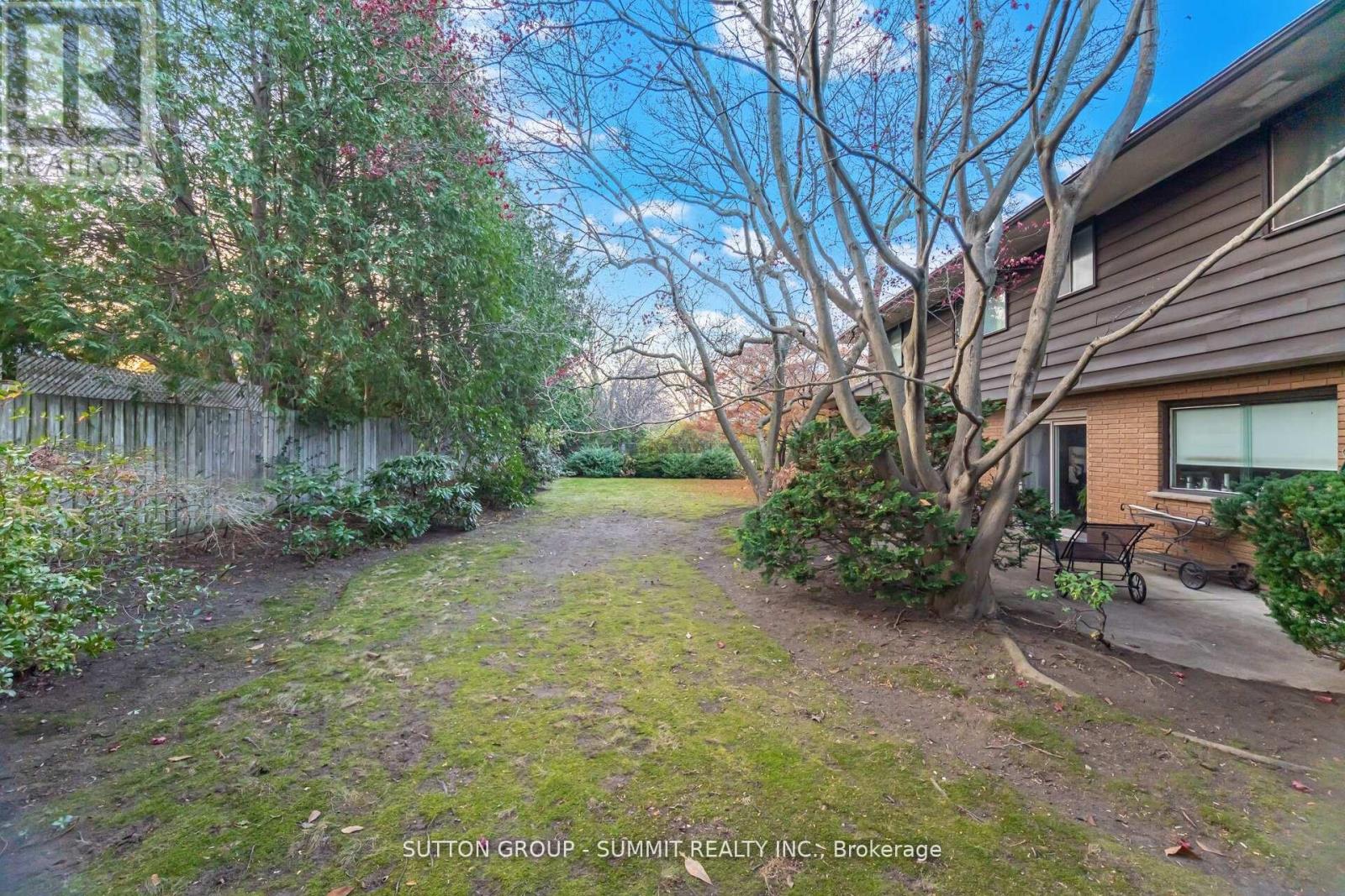 2264 Courrier Lane, Mississauga, Ontario  L5C 1V2 - Photo 14 - W12656840