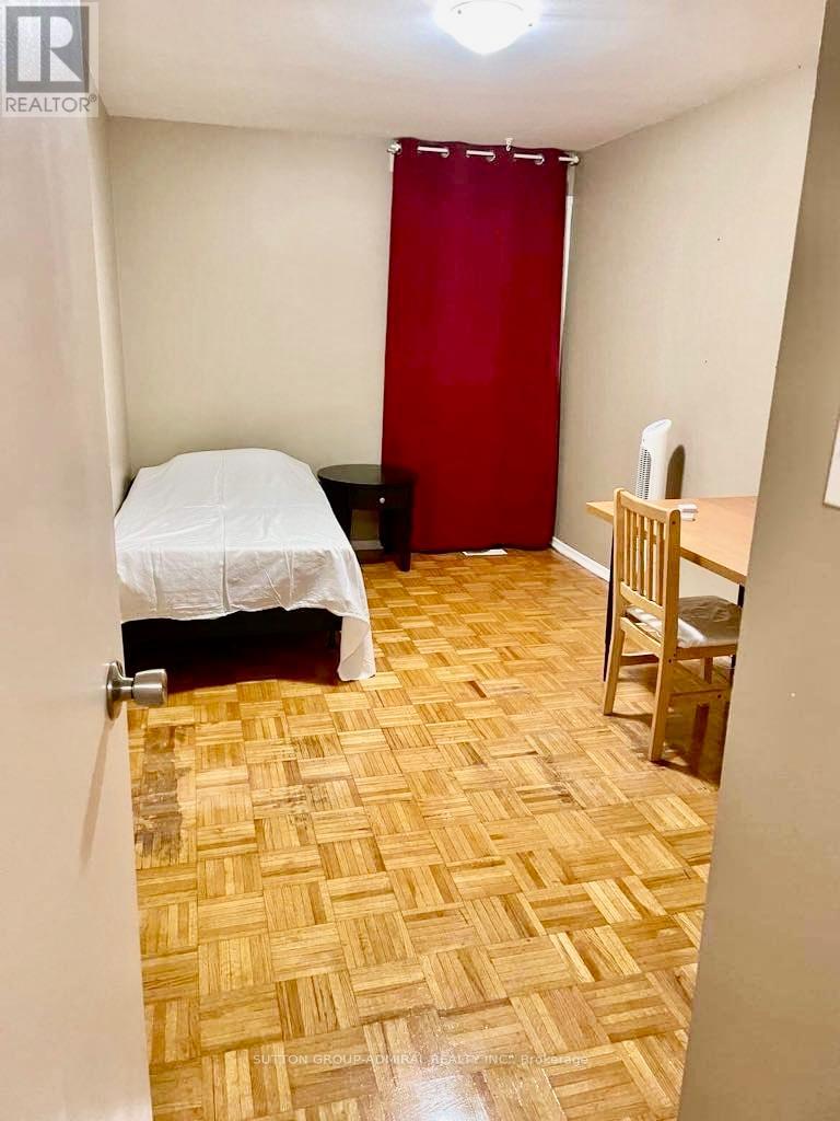 14 - 23 Four Winds Drive, Toronto, Ontario  M3J 1K7 - Photo 13 - W12656862