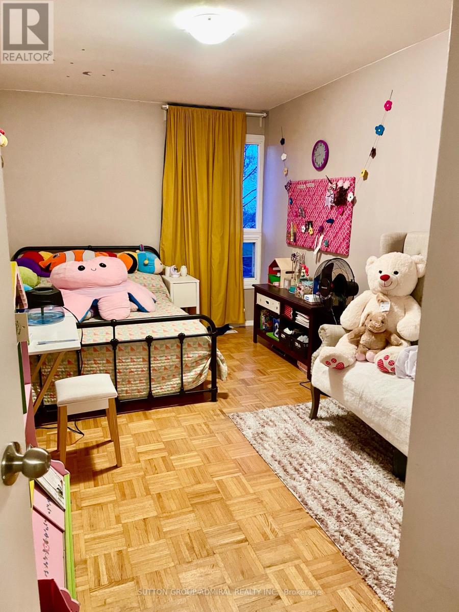 14 - 23 Four Winds Drive, Toronto, Ontario  M3J 1K7 - Photo 8 - W12656862