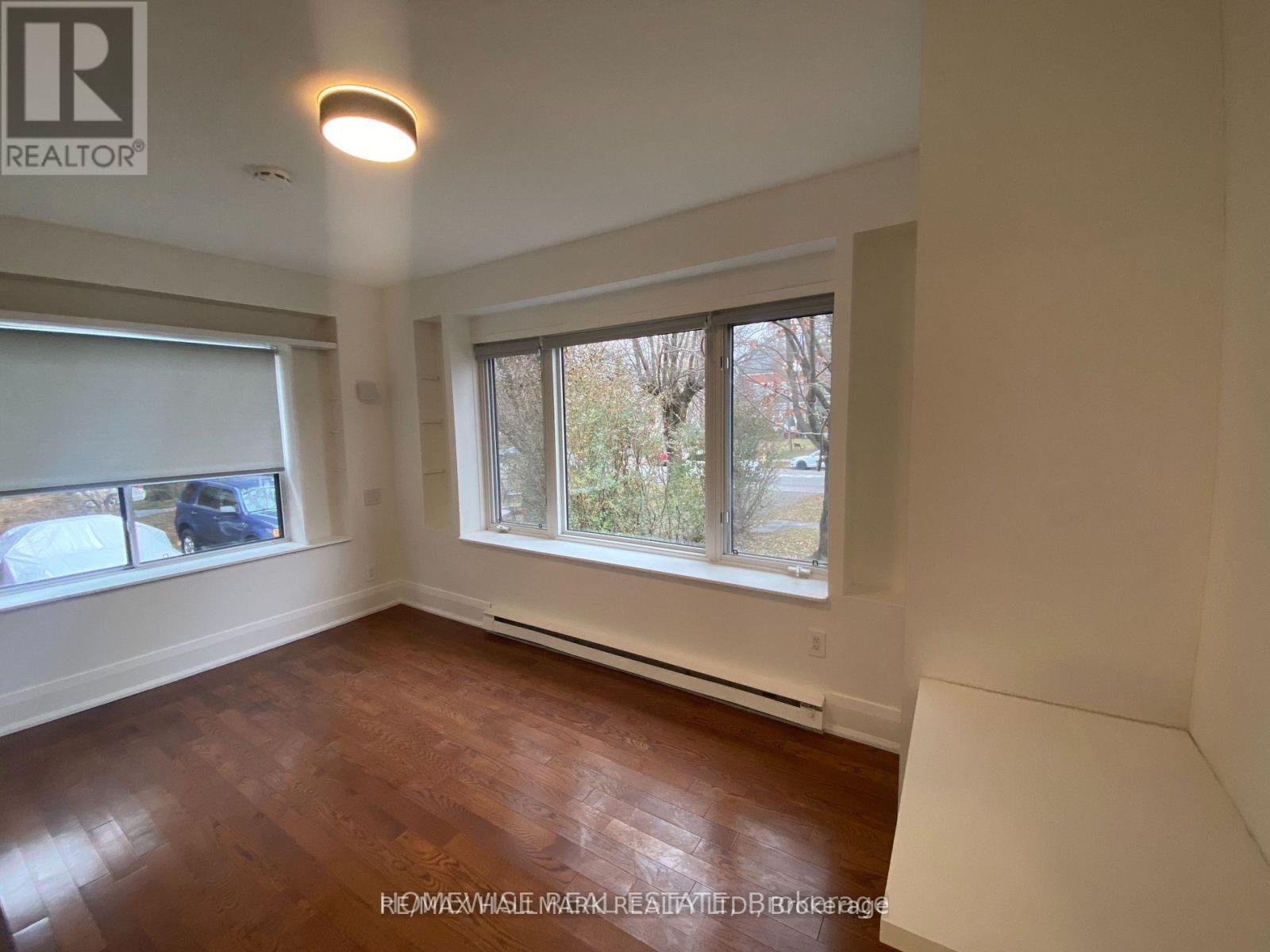 106 - 5 High Park Boulevard, Toronto, Ontario M6R 1M5 - Photo 4 - W12656866