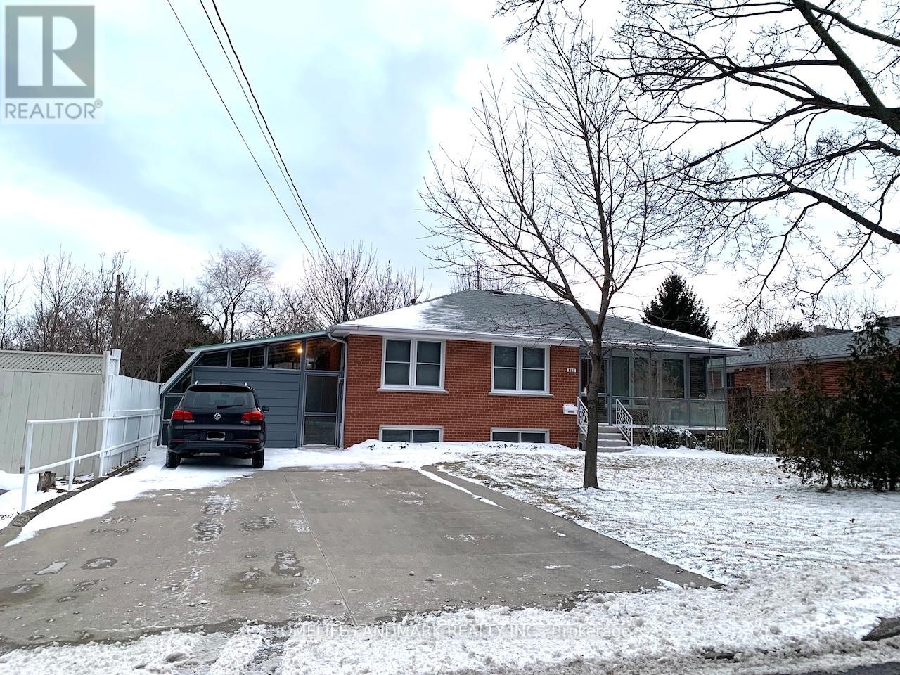 860 FRANCIS ROAD, Burlington, Ontario