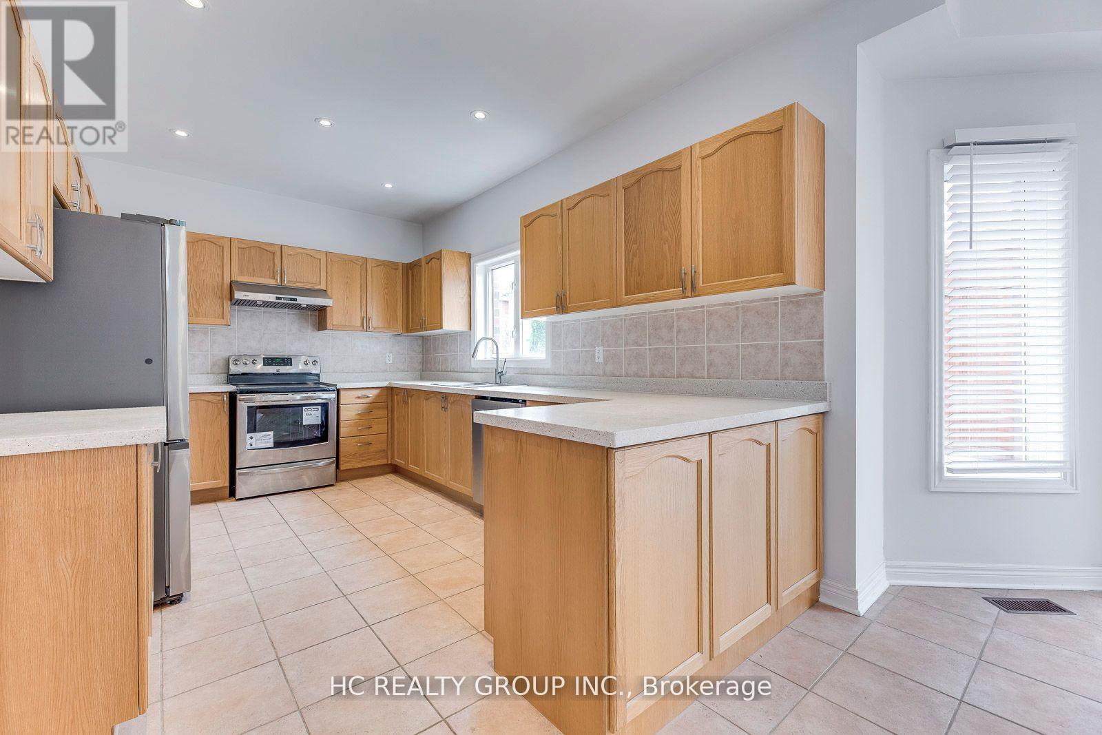 2591 North Ridge Trail, Oakville, Ontario  L6H 7L5 - Photo 14 - W12656986