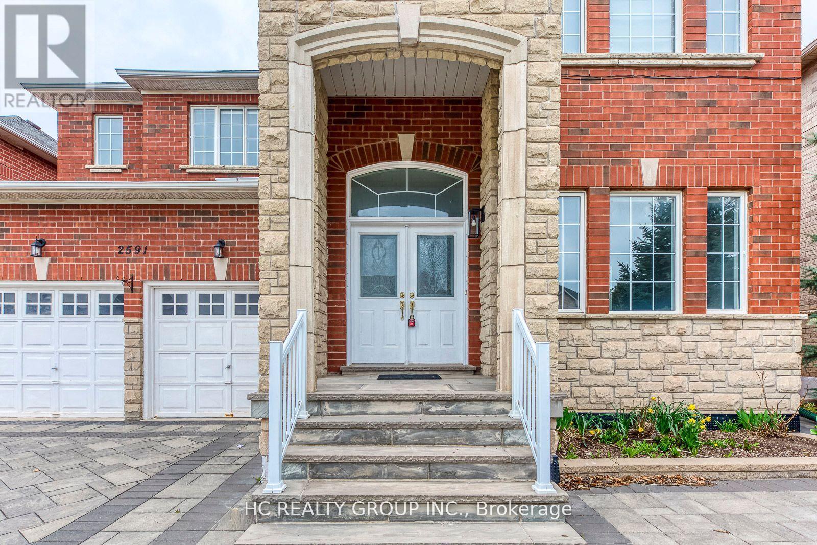 2591 North Ridge Trail, Oakville, Ontario  L6H 7L5 - Photo 3 - W12656986