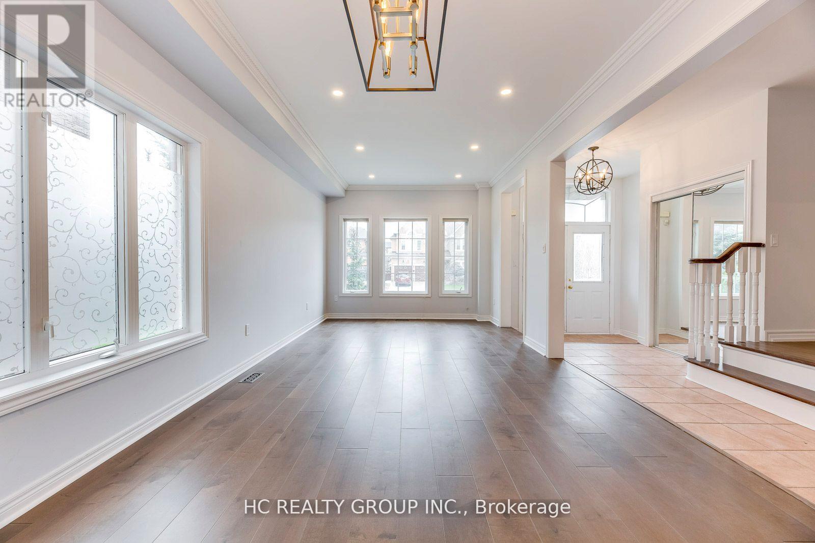 2591 North Ridge Trail, Oakville, Ontario  L6H 7L5 - Photo 4 - W12656986