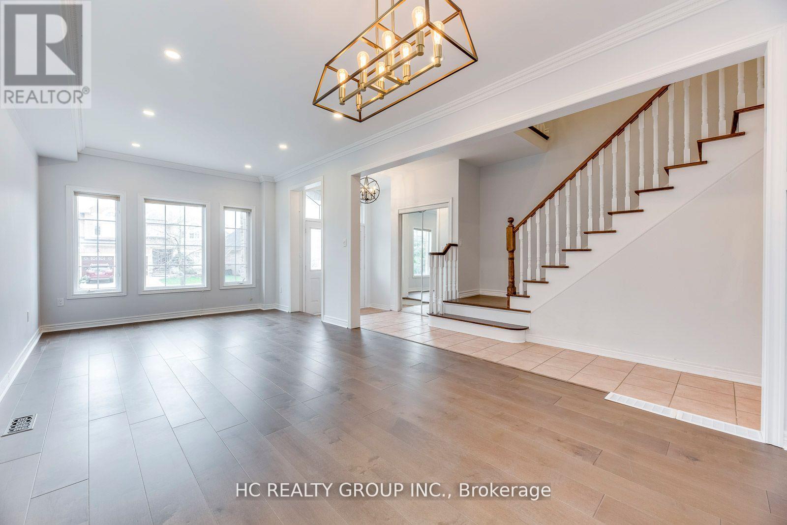 2591 North Ridge Trail, Oakville, Ontario  L6H 7L5 - Photo 5 - W12656986