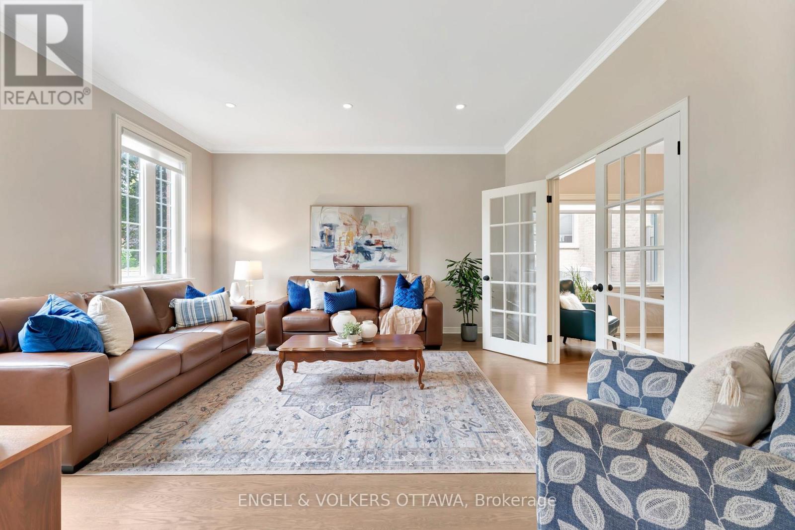 14 Belton Avenue, Ottawa, Ontario  K2S 1G7 - Photo 7 - X12392541