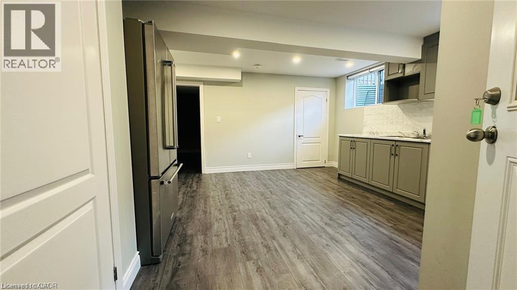 42 Spachman Street Unit# Lower, Kitchener, Ontario  N2R 0N5 - Photo 3 - 40795342