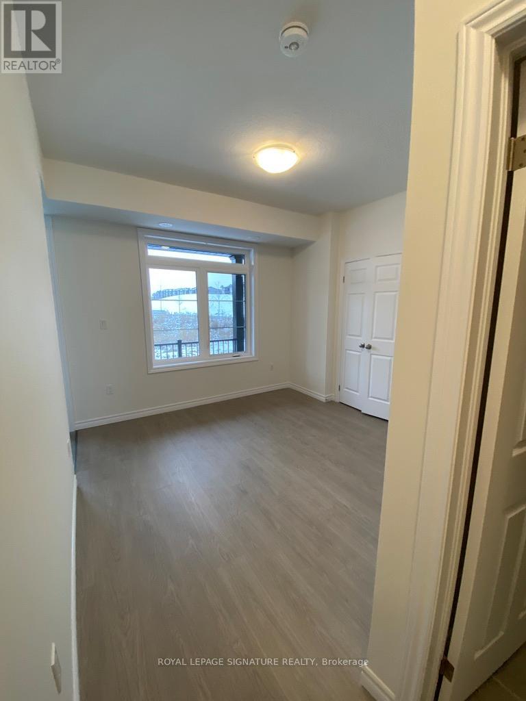 26 Lomond Lane, Kitchener, Ontario  N2R 0T6 - Photo 9 - X12656884