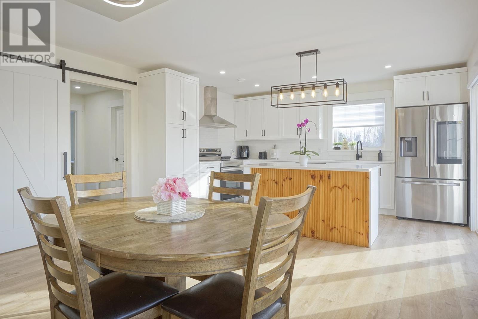 130 Fairdale Drive, Charlottetown, Prince Edward Island  C1C 0Y6 - Photo 8 - 202529742