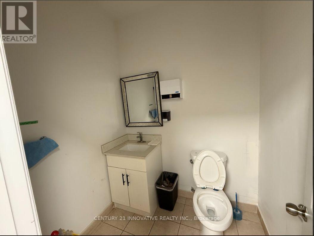 Main - 25 Simcoe Street S, Oshawa, Ontario  L1H 4G1 - Photo 20 - E12632280