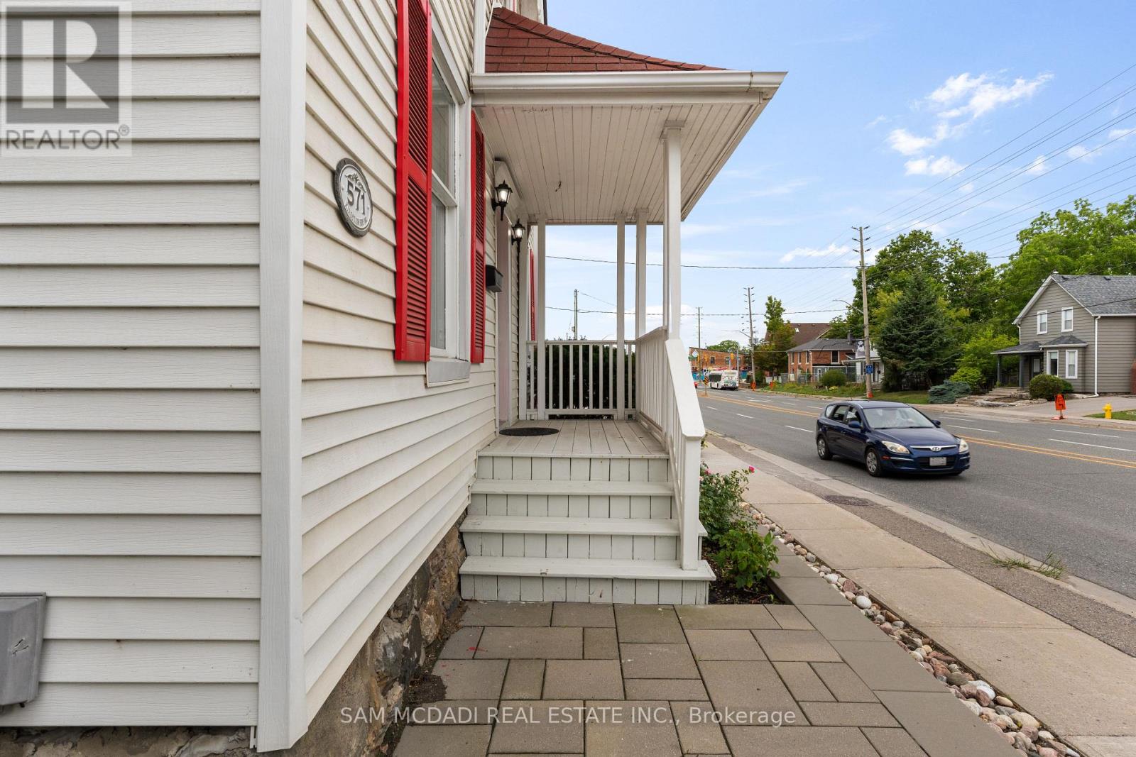 571 Kingston Road W, Ajax, Ontario  L1S 6M1 - Photo 3 - E12539216