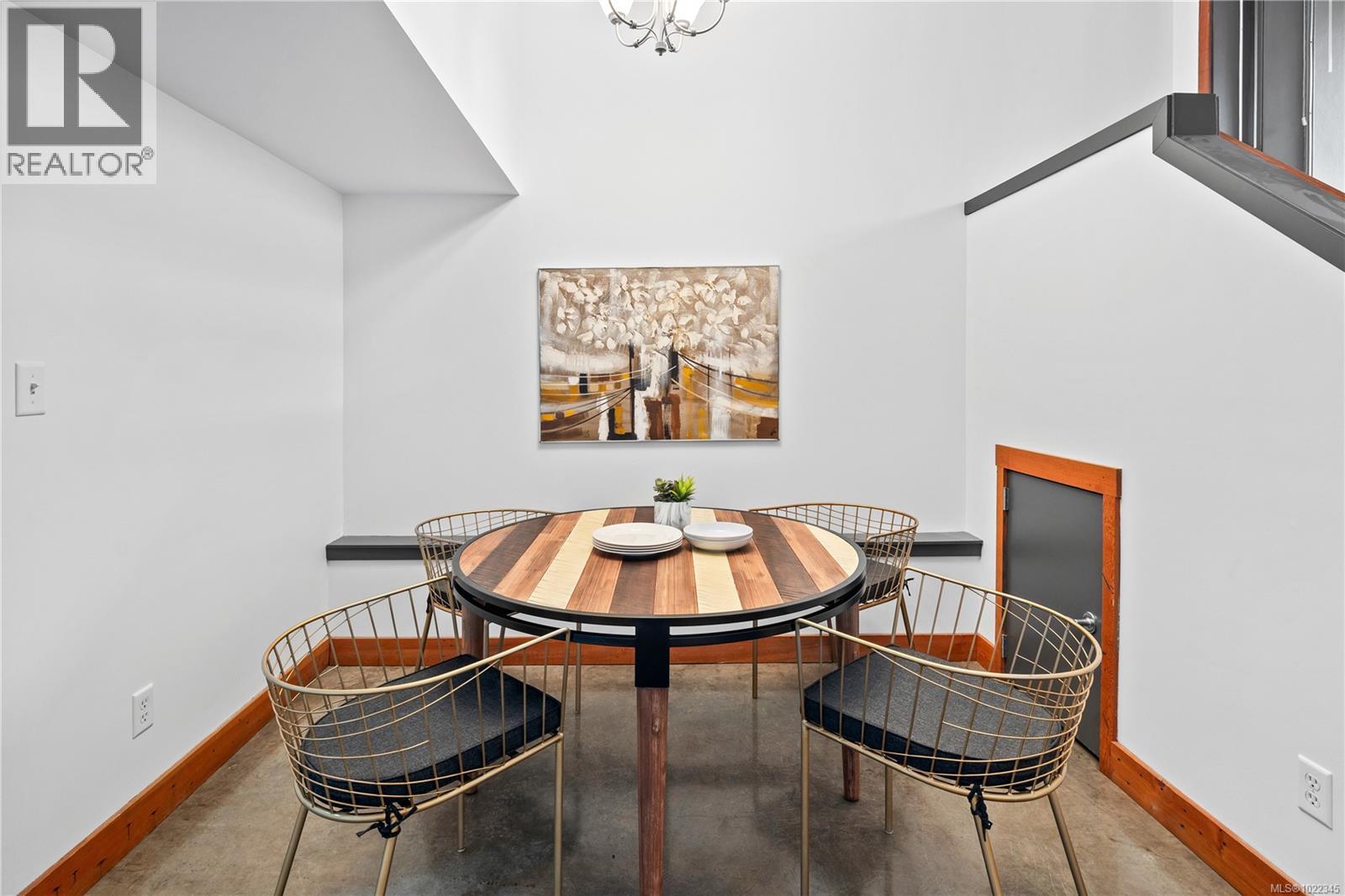 204 588 Pandora Ave, Victoria, British Columbia  V8W 1N7 - Photo 12 - 1022345