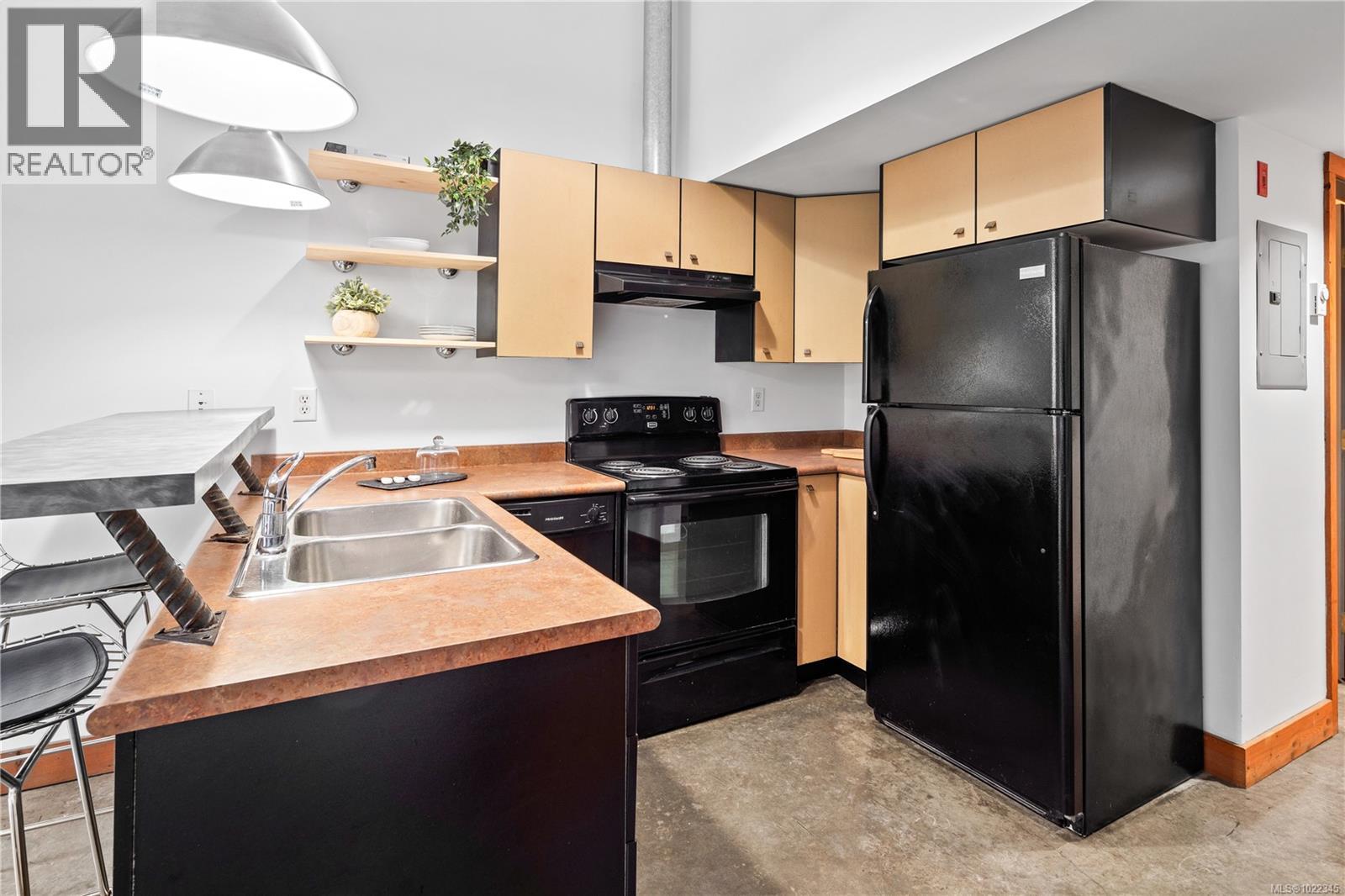 204 588 Pandora Ave, Victoria, British Columbia  V8W 1N7 - Photo 18 - 1022345