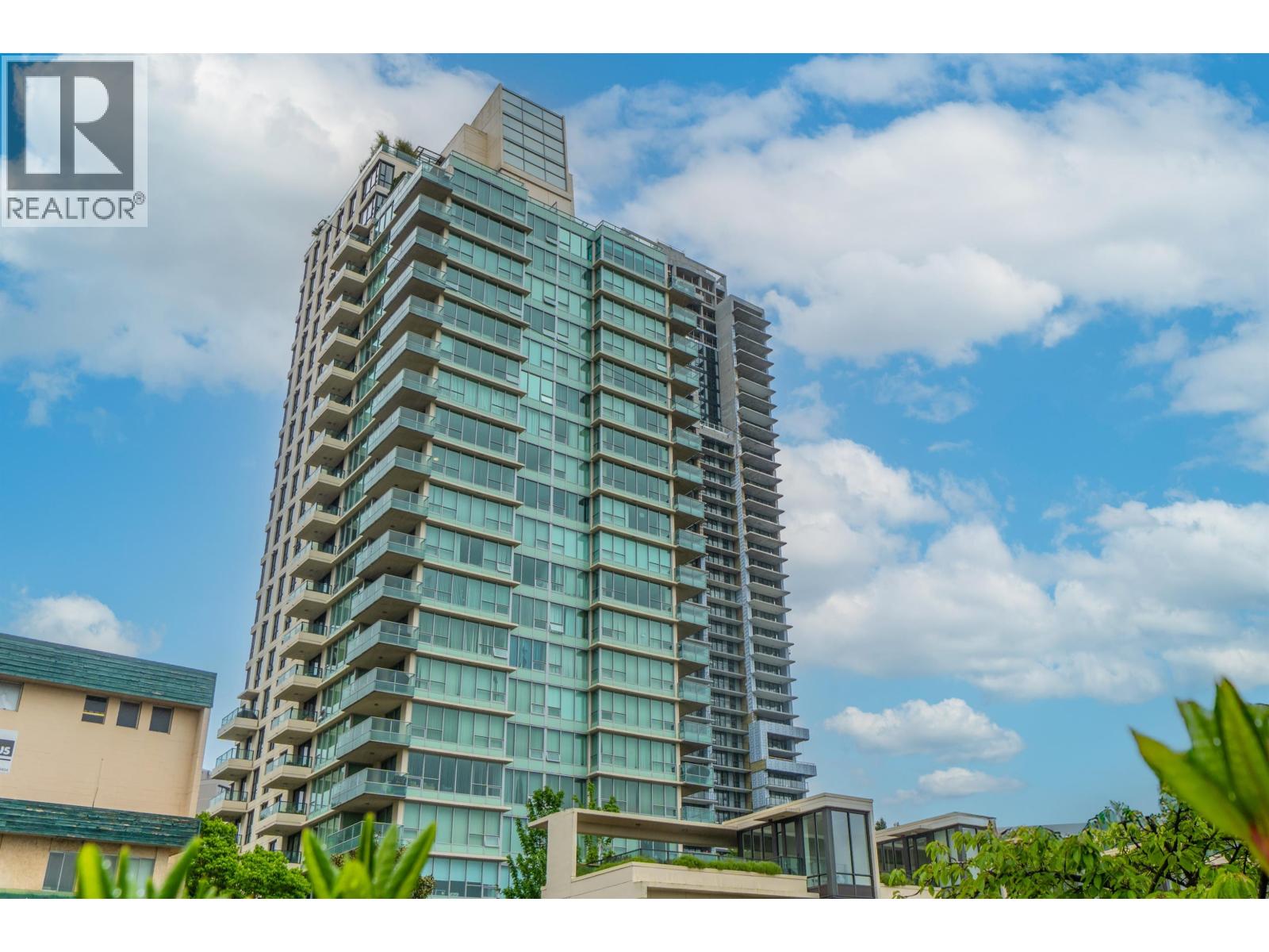 1901 2200 DOUGLAS ROAD, Burnaby, British Columbia