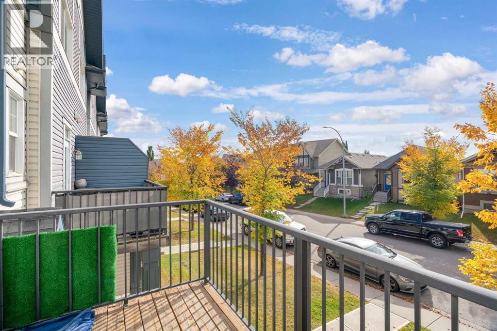 114 New Brighton Landing Se, Calgary, Alberta  T2Z 1C1 - Photo 5 - A2270829