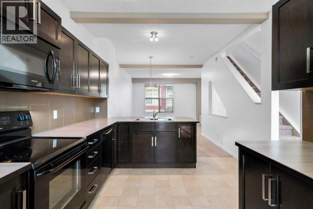 114 New Brighton Landing Se, Calgary, Alberta  T2Z 1C1 - Photo 7 - A2270829