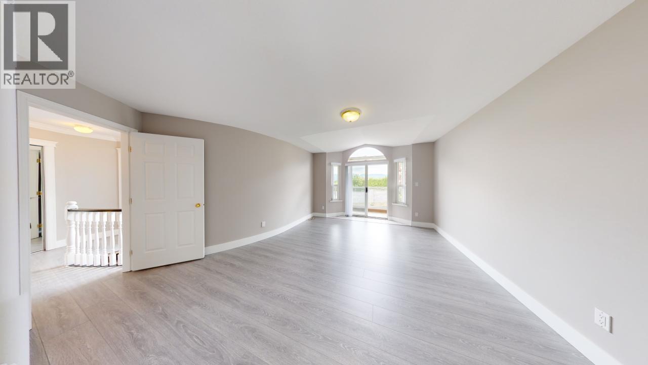 7563 Cariboo Road, Burnaby, British Columbia  V3N 4X2 - Photo 34 - R3075329