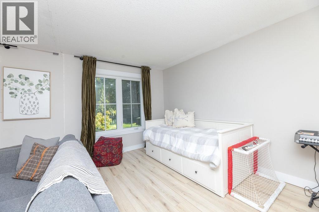 1453 Davidson Road, Gibsons, British Columbia  V0N 1V6 - Photo 29 - R3075331