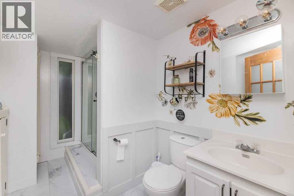 1453 Davidson Road, Gibsons, British Columbia  V0N 1V6 - Photo 30 - R3075331