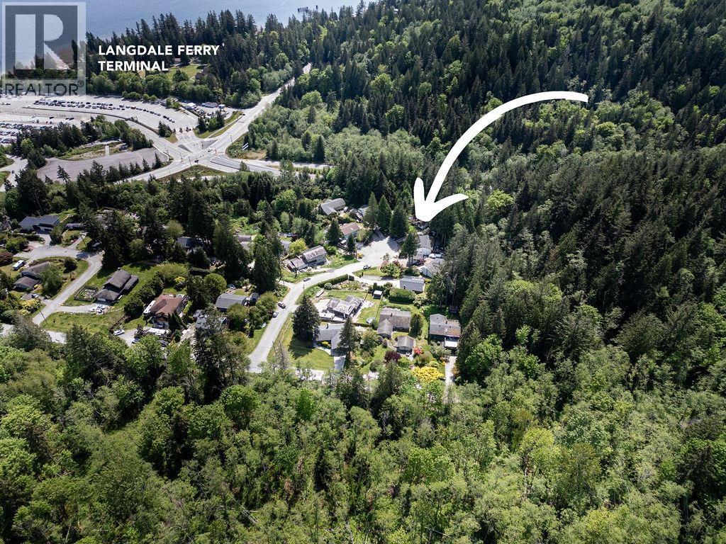 1453 Davidson Road, Gibsons, British Columbia  V0N 1V6 - Photo 40 - R3075331