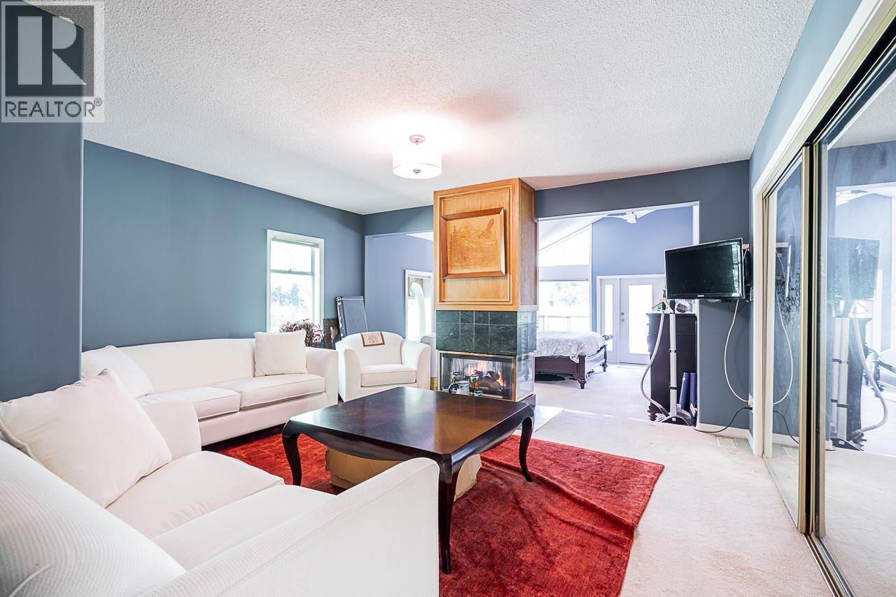 22696 132 Avenue, Maple Ridge, British Columbia  V4R 2R2 - Photo 30 - R3075357