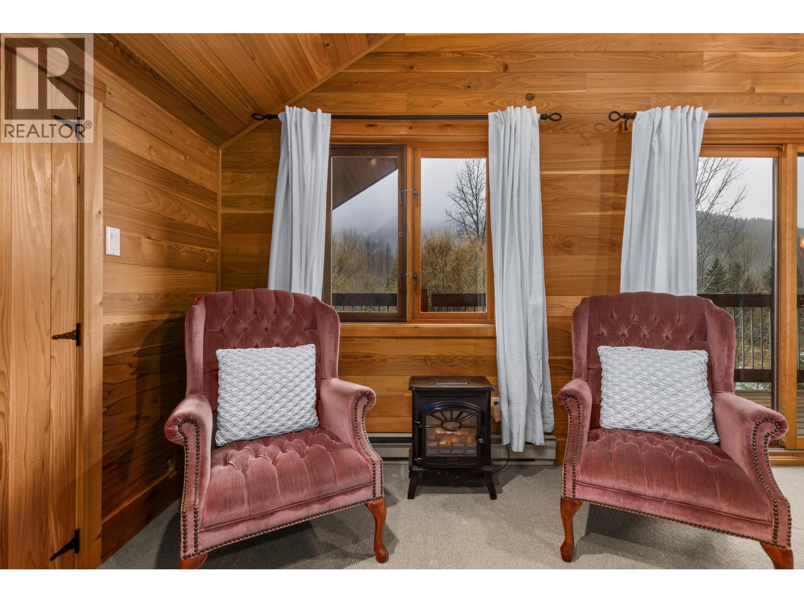 1539 Highway 99, Pemberton, British Columbia  V0N 2L0 - Photo 18 - R3075361