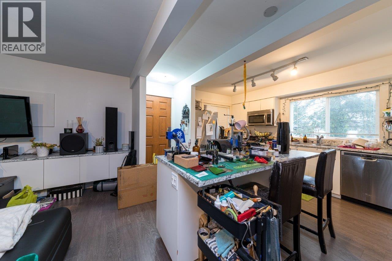 320 Holmes Street, New Westminster, British Columbia  V3L 4X5 - Photo 15 - R3075366