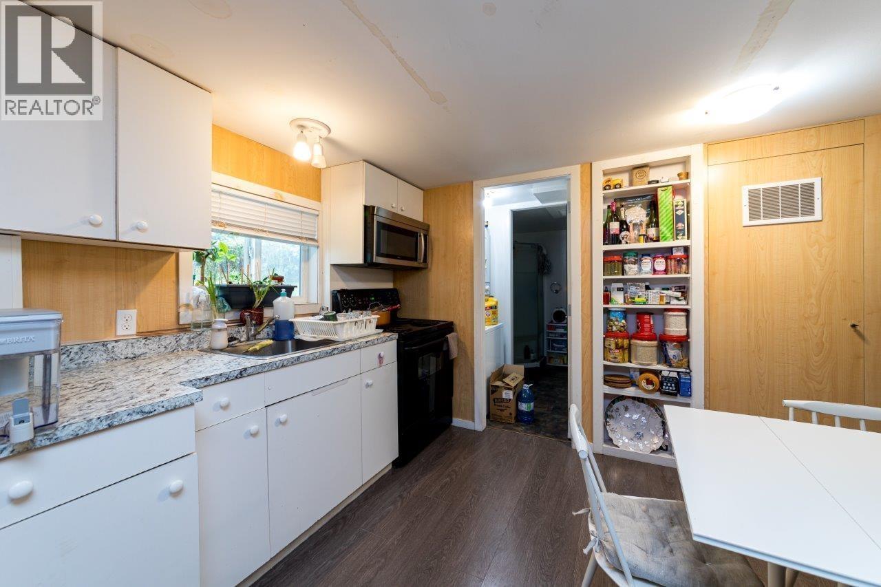 320 Holmes Street, New Westminster, British Columbia  V3L 4X5 - Photo 16 - R3075366