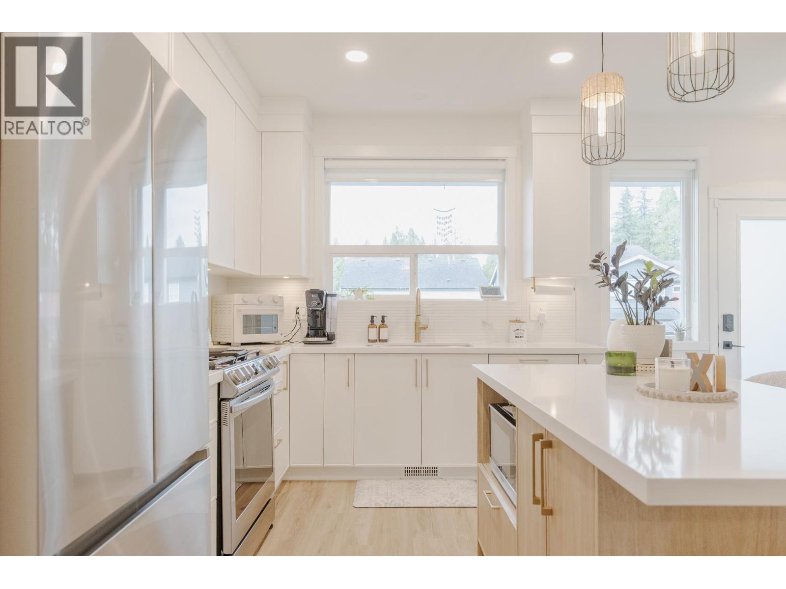 25097 112 Avenue, Maple Ridge, British Columbia  V2W 0K6 - Photo 5 - R3075377