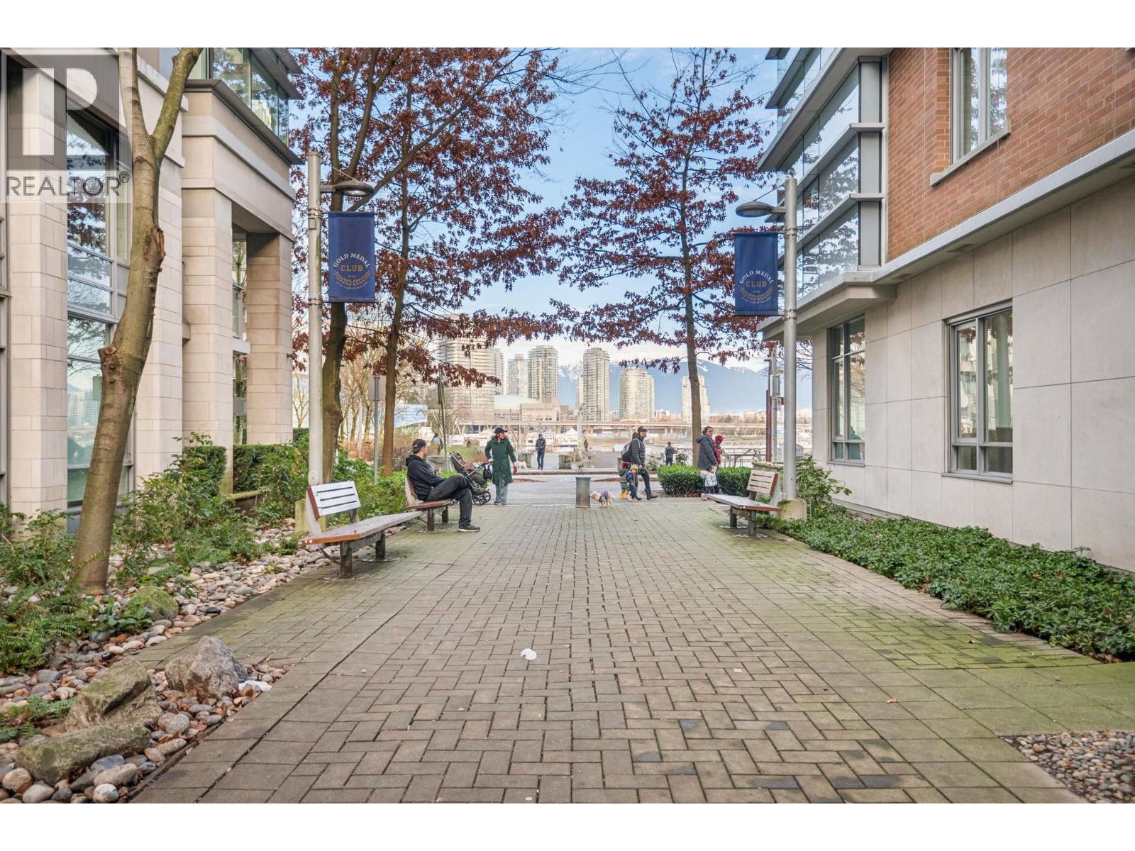 1618 Columbia Street, Vancouver, British Columbia  V5Y 0B6 - Photo 32 - R3075371