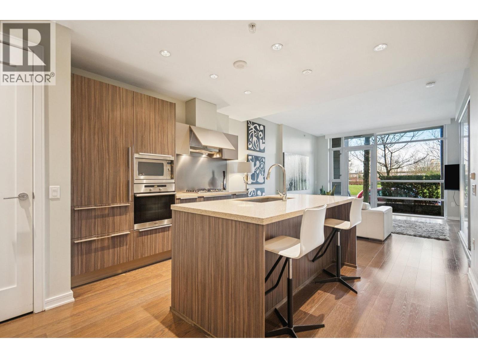 1618 Columbia Street, Vancouver, British Columbia  V5Y 0B6 - Photo 3 - R3075371