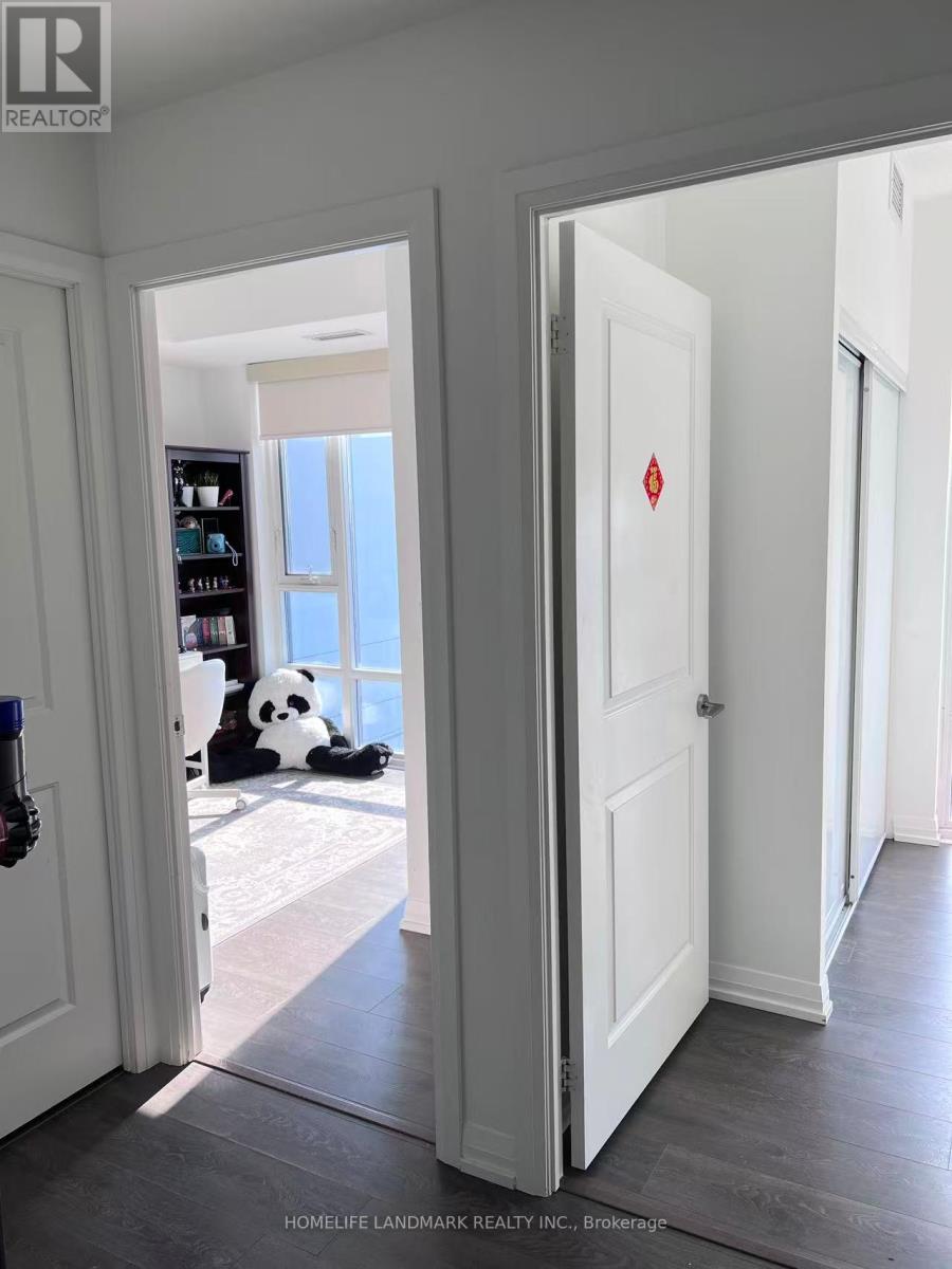 2111 - 50 Ann O' Reilly Road, Toronto, Ontario  M2J 0C9 - Photo 4 - C12657036