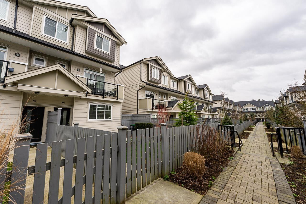 116 13898 64 Avenue, Surrey, British Columbia V3W 1Y6 - Photo 2 - R3075000