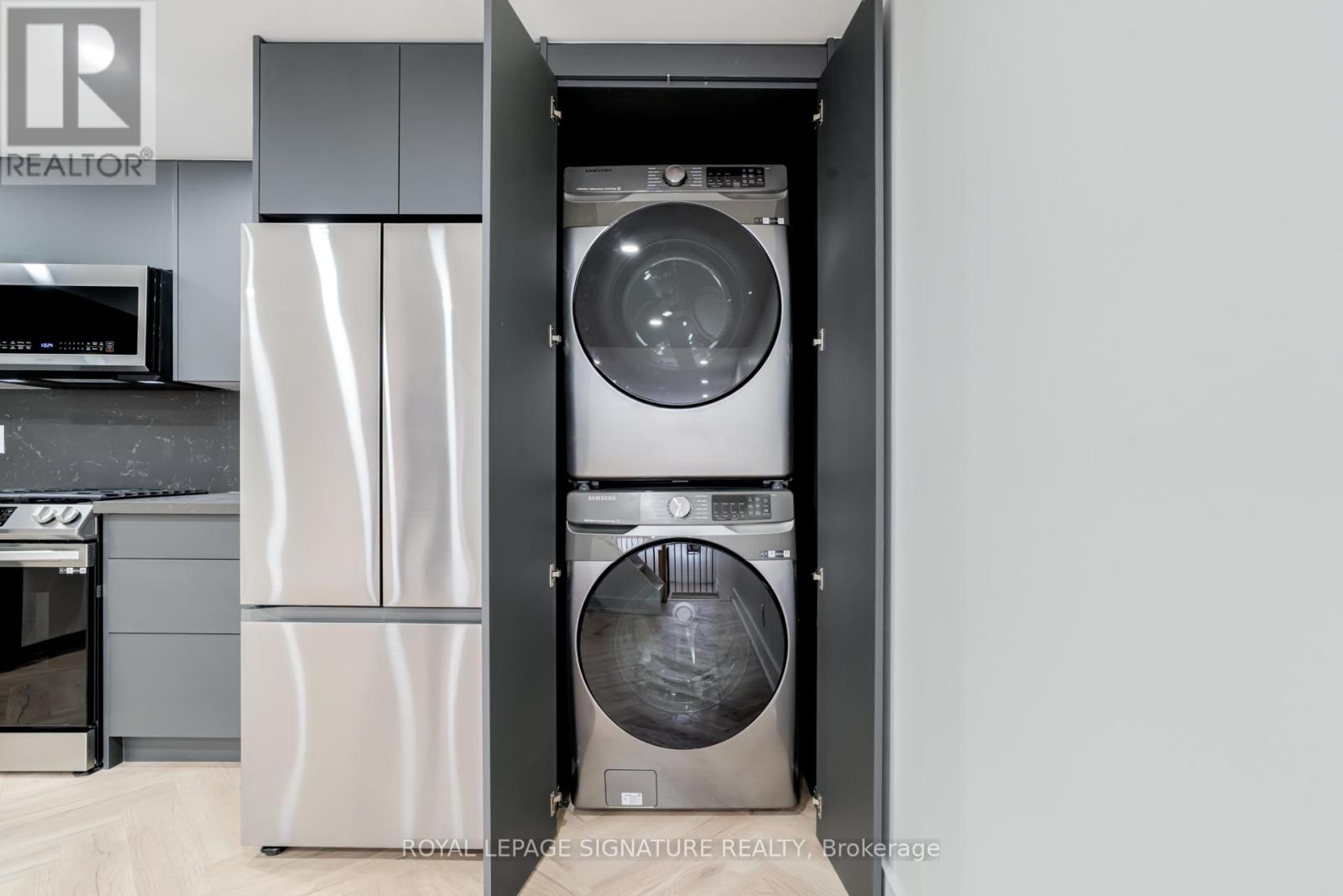 2 - 861 O'connor Drive E, Toronto, Ontario  M4B 2S7 - Photo 13 - E12656990