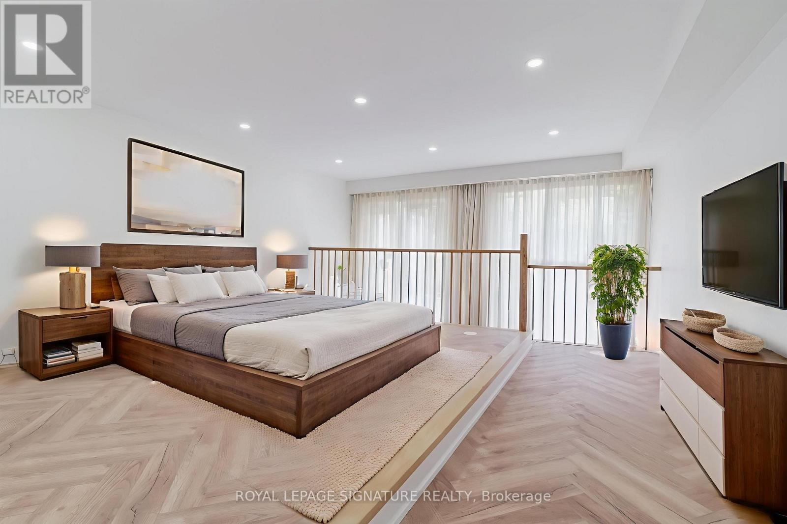 2 - 861 O'connor Drive E, Toronto, Ontario  M4B 2S7 - Photo 15 - E12656990