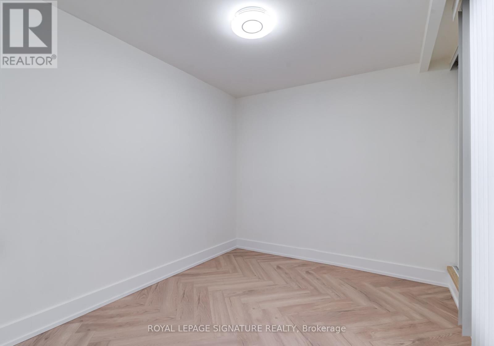 2 - 861 O'connor Drive E, Toronto, Ontario  M4B 2S7 - Photo 21 - E12656990