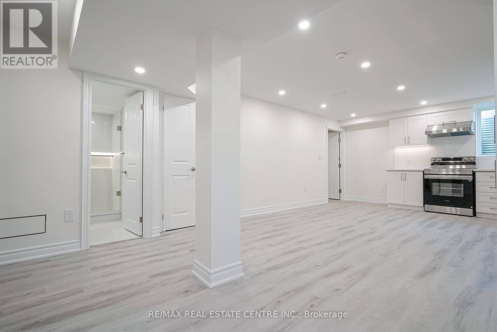 431 Ramsey Place, Milton, Ontario  L9B 1J6 - Photo 11 - W12657002