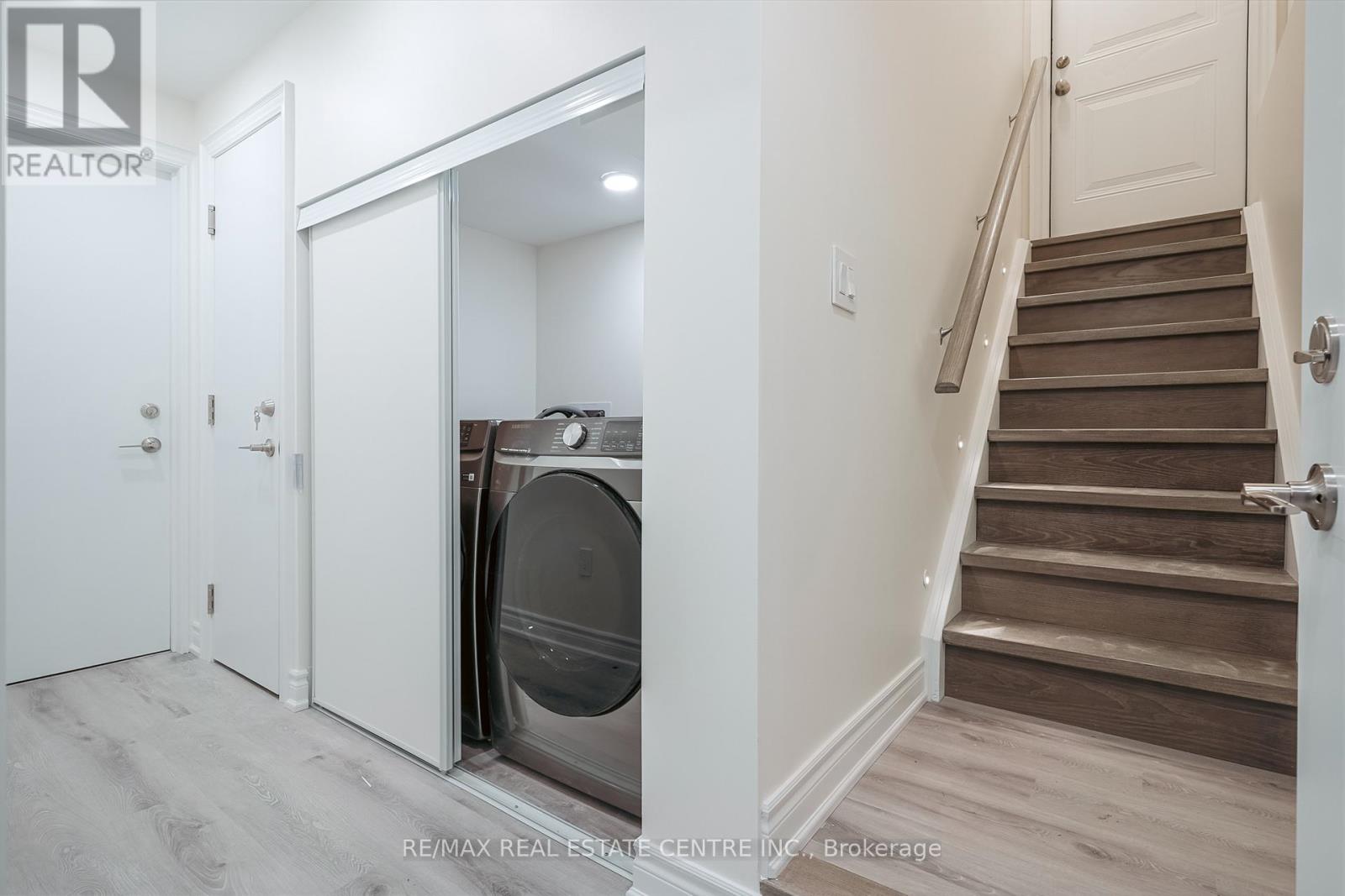 431 Ramsey Place, Milton, Ontario  L9B 1J6 - Photo 23 - W12657002