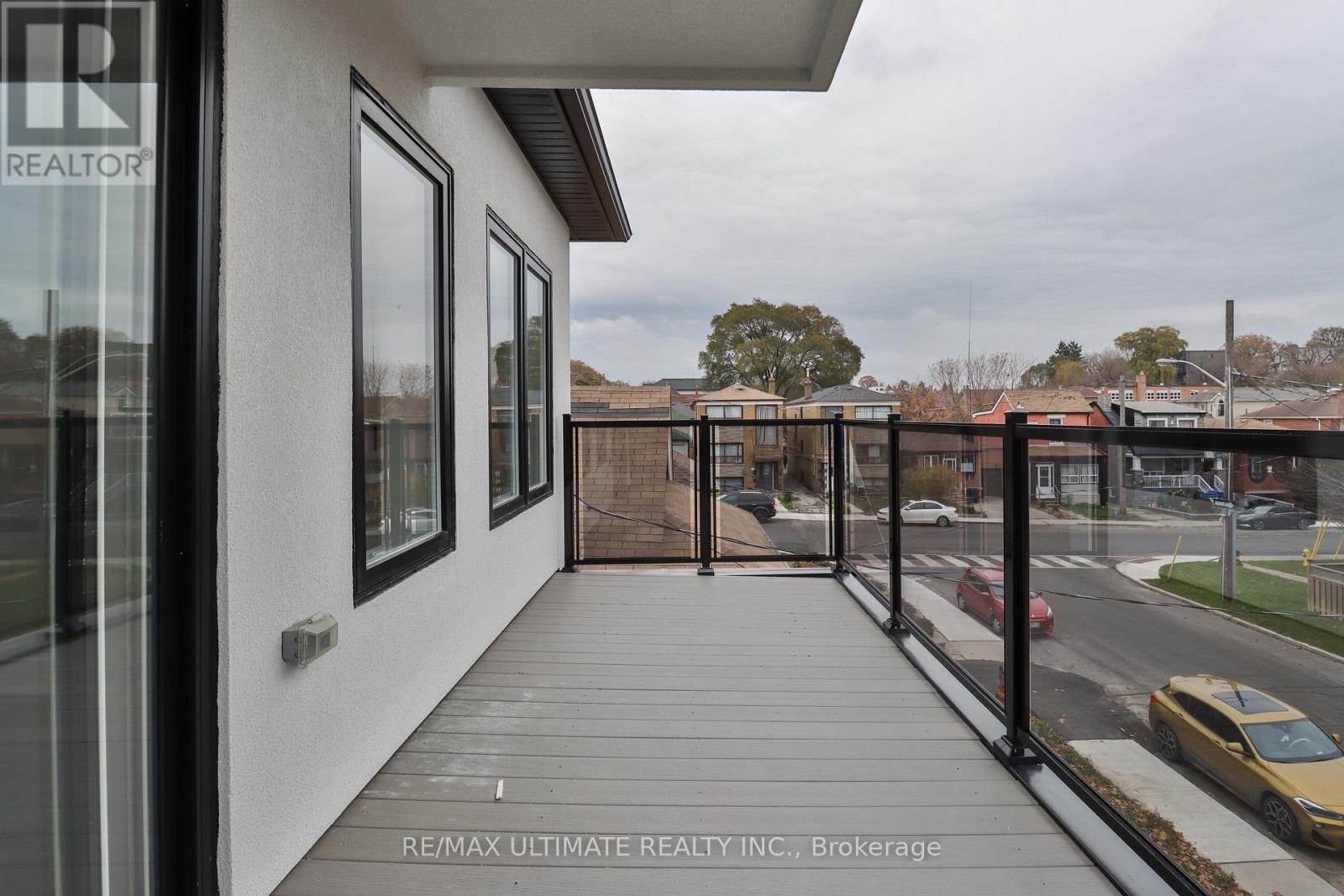 2nd Floor - 6 Chudleigh Road, Toronto, Ontario  M6E 1Y8 - Photo 14 - W12657028