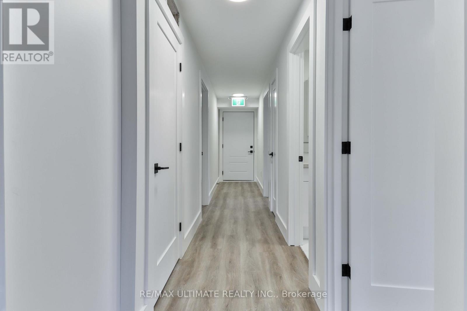 2nd Floor - 6 Chudleigh Road, Toronto, Ontario  M6E 1Y8 - Photo 16 - W12657028