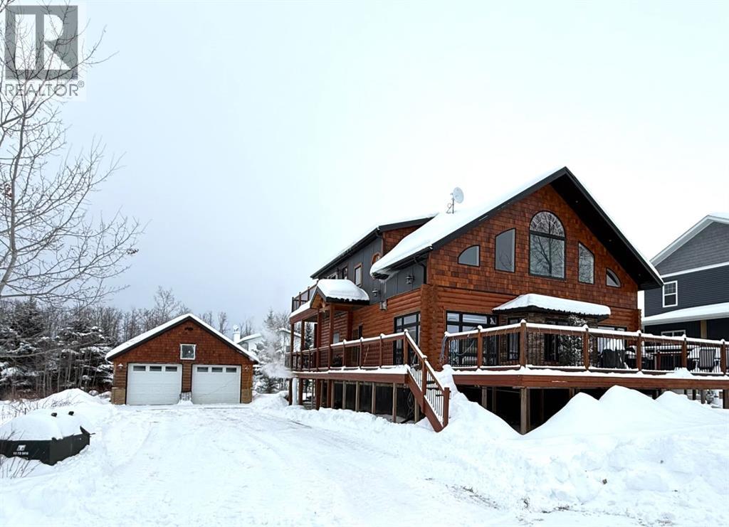 16 Lake View Drive, Lac Des Iles, Saskatchewan