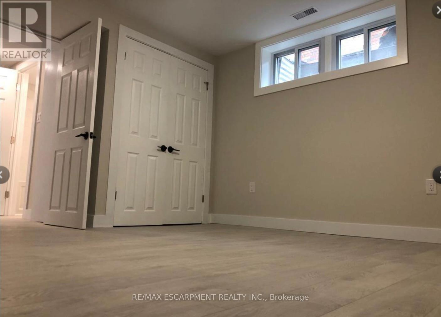 Lower - 7 Chalmers Street, St. Catharines, Ontario  L2M 5C7 - Photo 7 - X12657024